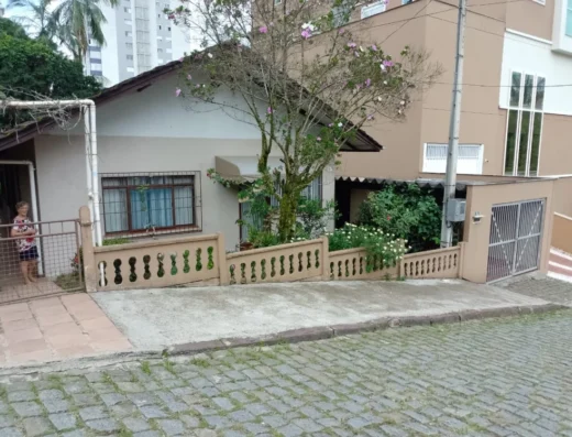 Código: C1418 – BLUMENAU – VILA NOVA – Casa mista com 03 dormitórios