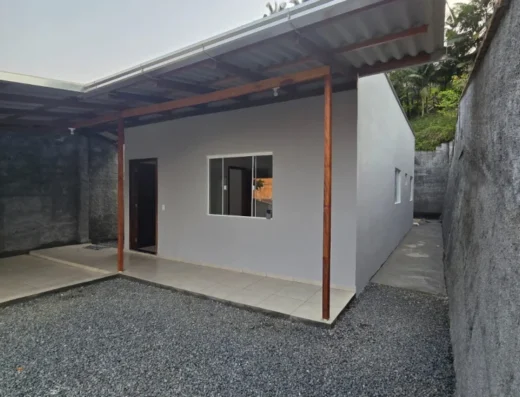 Código: C1389 – BLUMENAU – ITOUPAVA CENTRAL – Casa de alvenaria com laje