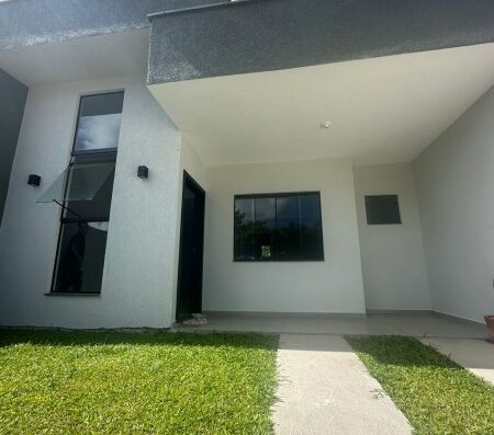 P163 – Casa Geminada nova com 02 dormitórios