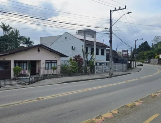 Código: C1475 – BLUMENAU – ITOUPAVA CENTRAL – Imóvel Comercial/Residencial
