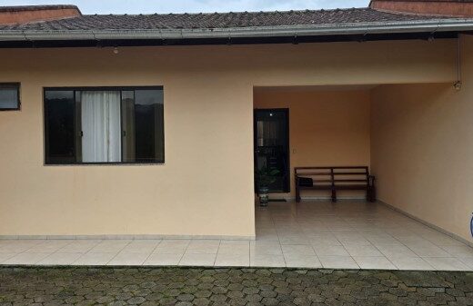 C1338 – Casa Geminada com 02 quartos