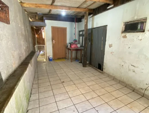 Código: C1438 – BLUMENAU – GLÓRIA – Casa de alvenaria com 03 dormitórios