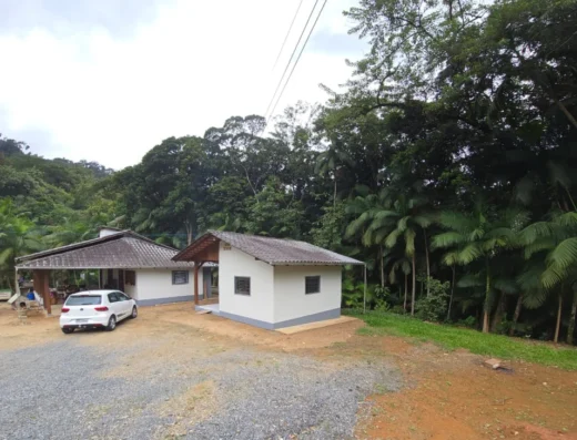 Código: S8071 – MASSARANDUBA – RIBEIRÃO GUSTAVO – Sitio com 04 construções