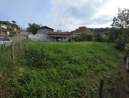 Código: T5492 – INDAIAL – ENCANO – Terreno plano pode ser comercial ou residencial