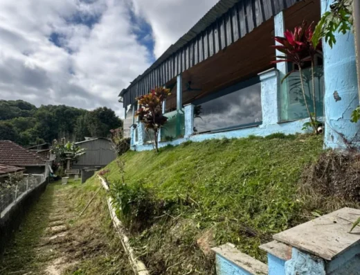 Código: C1473 – BLUMENAU – Casa de alvenaria + kitinete
