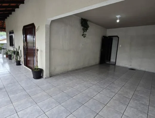 Código: C1404 – BLUMENAU – TESTO SALTO – Excelente casa de alvenaria com 03 dormitórios