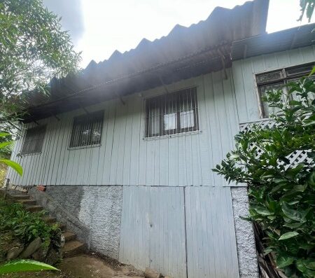 C1406 – Casa mista com 02 dormitórios