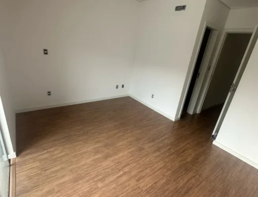 Código: SO184 – BLUMENAU – BADENFURT – Casa geminada com 02 dormitórios suítes com piso laminado