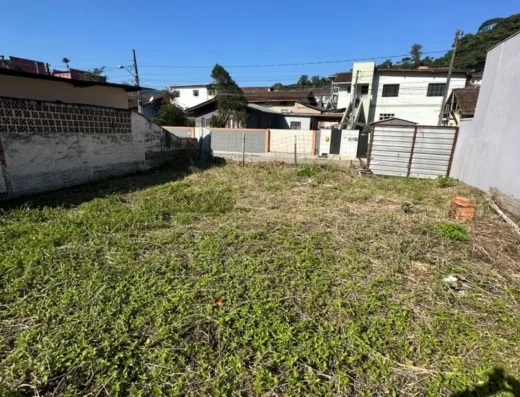 Código: T5495 – PONTA AGUDA – BLUMENAU – Terreno plano, sem risco de desastres naturais