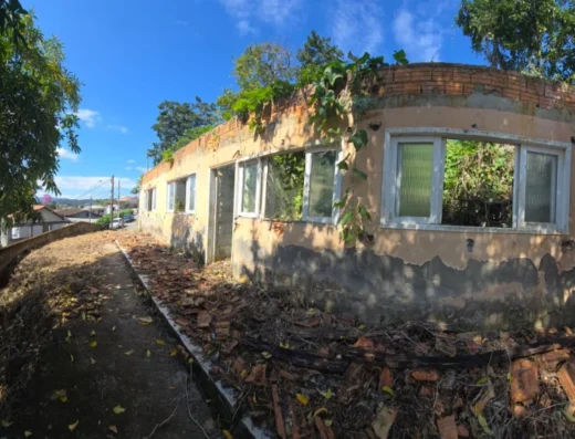 Código : T5496 – BLUMENAU – FORTALEZA – Terreno parte plana e parte aclive