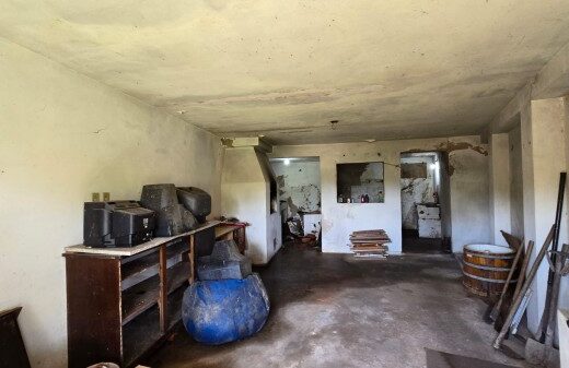 C1350 – Casa mista com 03 dormitórios