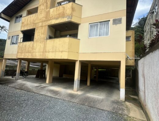 A2098 – Apartamento com 02 quartos – Centro