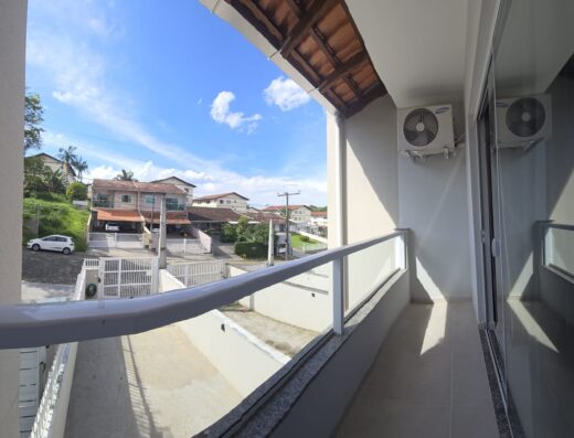 SO209- Lindo Sobrado – Água Verde – R$515.000,00
