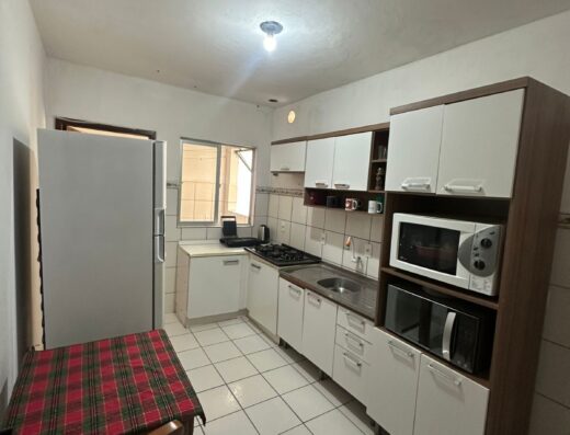 A2098 – Apartamento com 02 quartos – Centro