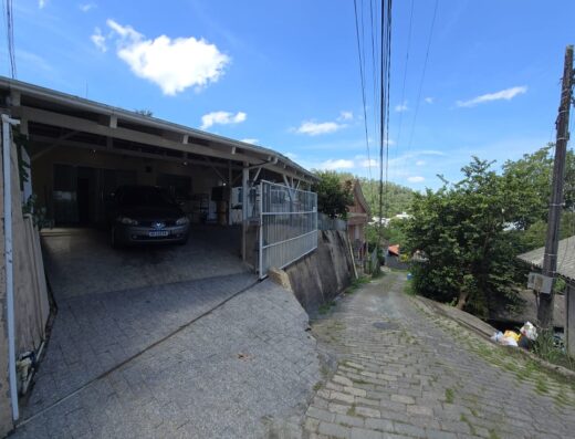 C1495 – PONTA AGUDA – BLUMENAU